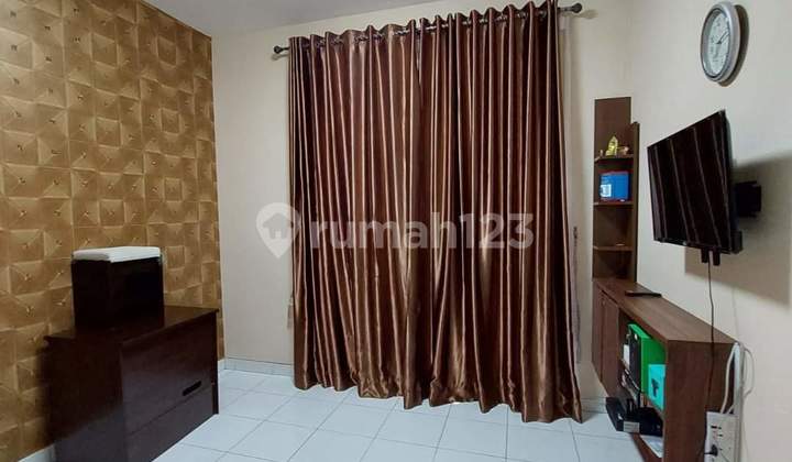 Disewakan Royal Grande Tahap 3, Rumah 2lantai Batam Center. 6