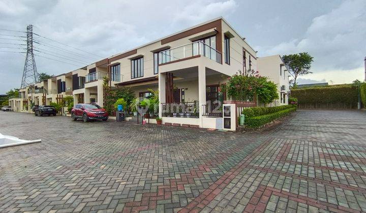 Dijual Rumah 2 Unit Gandeng 2Lantai Siap Huni Hadap Selatan Semi Furnish Palm Villas Batam Centre. 1