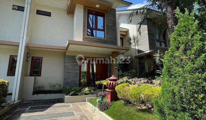 DiJUAL Rumah Mewah 2Lantai Siap Huni Full Furnished Villa Panbil Batam  (Hadap Utara) 1