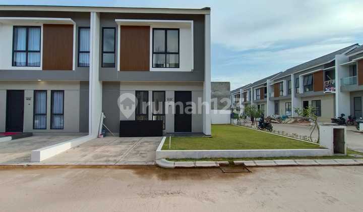 FOR SALE 2-Story Hook House Standard Developer DIAMOND PAVILION ( North Facing ) Batam Center... FOR SALE 2-Story Hook House Standard Developer DIAMOND PAVILION ( North Facing ) Batam Center...