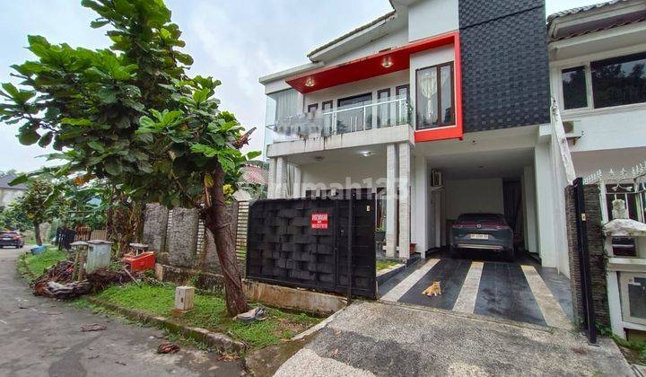 Disewakan Rumah Mewah 2,5 Lantai Siap Huni Full Furnish Sukajadi Batam Center 1