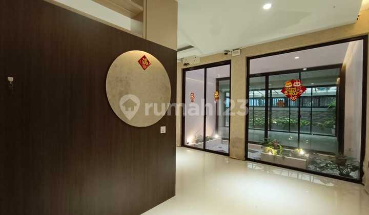 FOR QUICK SALE Luxury 3.5-Story Move-In Ready House CITRALAND MEGAH (South Facing) Batam Center. 2