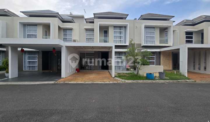 For Sale 2-Story House Ready to Occupy Furnished Royal Grande (Southeast Facing) Batam Centre