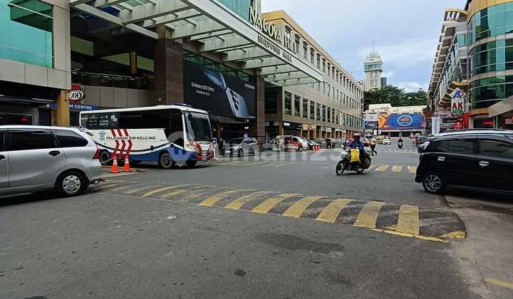 FOR SALE FAST NAGOYA HILL BATAM SHOPHOUSE (2 fronts, facing the road and mall) FOR SALE FAST NAGOYA HILL BATAM SHOPHOUSE (2 fronts, facing the road and mall)