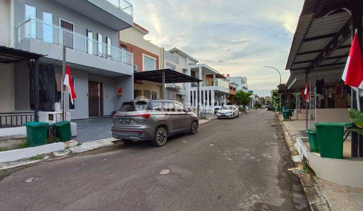 DIJUALCEPAT Rumah 1.5 Lantai Siap Huni BEVERLY GREEN (Hadap Timur) Batam Center. 2