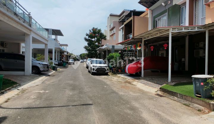 For Sale Beautiful East-Facing House Ready to Occupy Beverly Green Batam Center 2