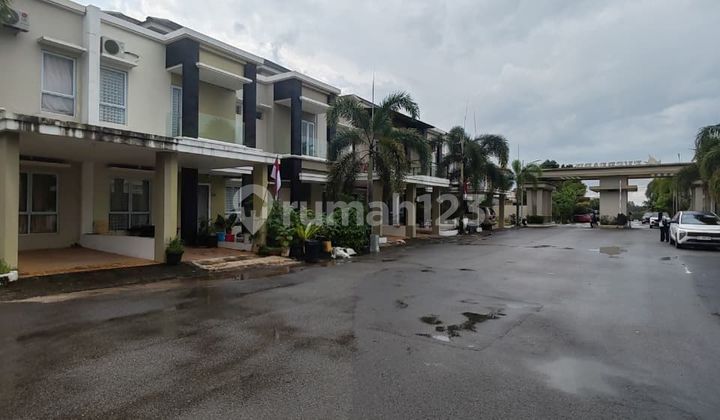 DiJUAL Rumah 2Lantai Full Furnish di EVERPARk Batam Centre (Hadap Tenggara)