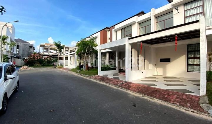 FOR SALE 2-Storey Middle Row House GRAND ORCHID Northwest Facing, Batam Centre..... 2
