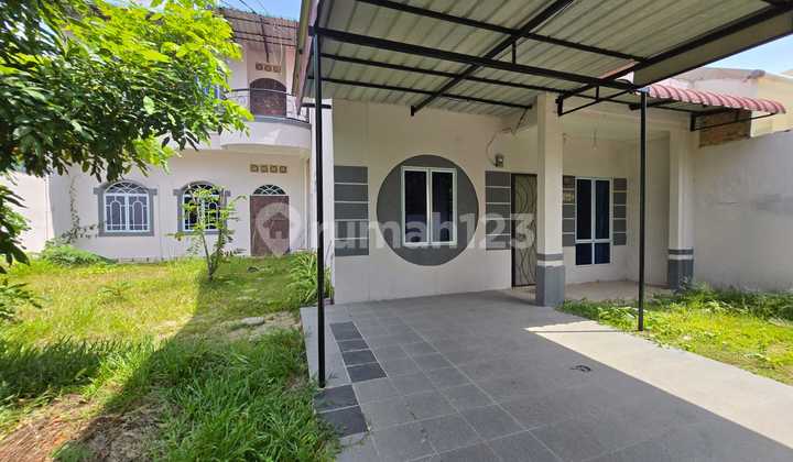 For Sale 2-Story Middle Hook House in Bukit Palem (Facing Southwest) Batam Center 2