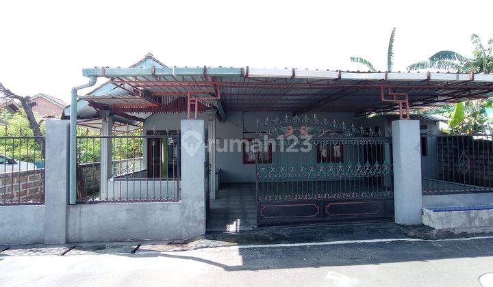 Dijual Rumah Siap Huni Carport Muat 3 Mobil di Klaikotes Klaten 1