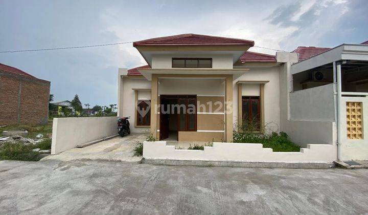 Dijual Rumah Minimalis Modern Dekat Pasar Pedan di Ceper Klaten 1