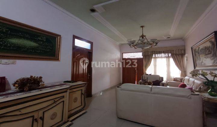 Disewakan Murah Rumah Kontrakan Semi Furnished Bagus SHM - Sertifikat Hak Milik di Petojo binatu, Petojo 2