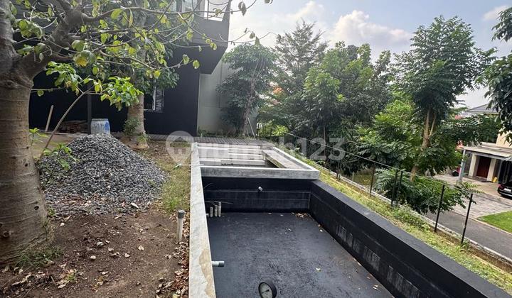 For Sale Strategic Luxurious Modern House in Bukitsari Raya, Semarang 2