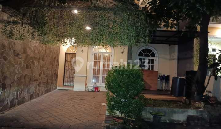 For Sale Strategic Ready-to-Occupy House in Kayu Putih, East Jakarta