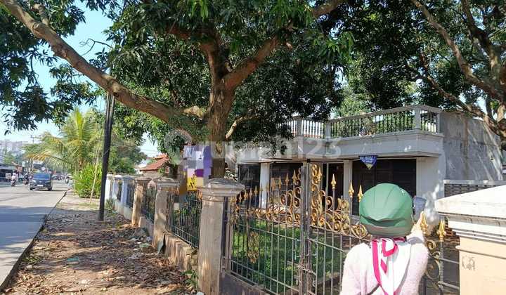 Disewakan Rumah Strategis Siap Huni di Ciledug, Tanggerang