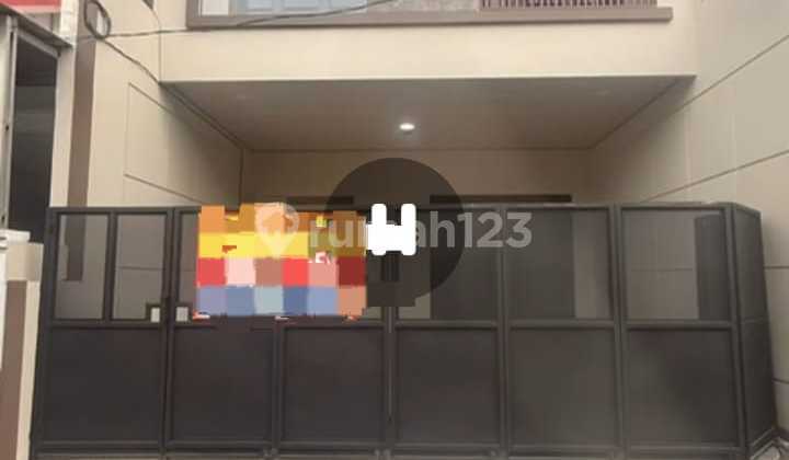 For Sale Strategic Minimalist Modern House in Pulo Gadung