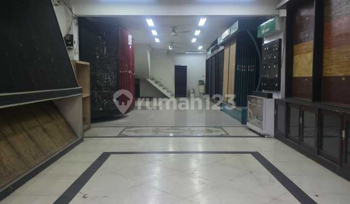 For Rent: Strategic Shop House Ready to Occupy in Cempaka Putih, Central Jakarta 2