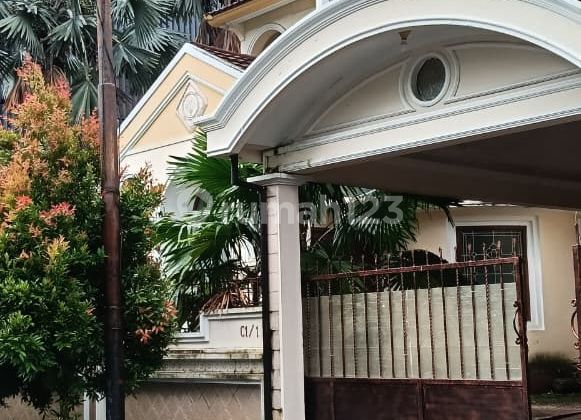 For Rent Strategic House Ready to Occupied - Rawamangun, East Jakarta