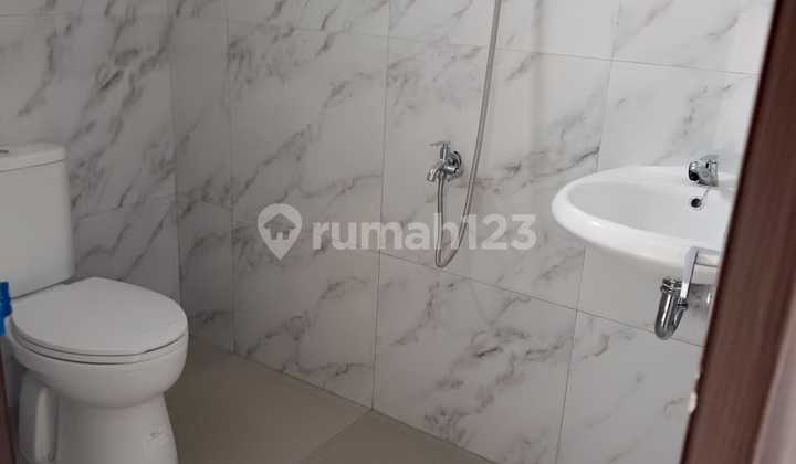 For Rent, Attached Shop House Ready to Occupy in Bogor 2