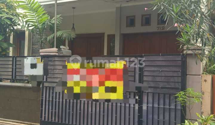For Sale, Strategic Ready-to-Occupy House in Pulo Gadung, East Jakarta