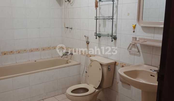 For Sale Strategic Ready-to-Occupy House in Cipinang Indah 2 2