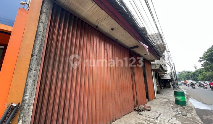 Strategic Shophouse for Rent in Kramat Jati, East Jakarta 1