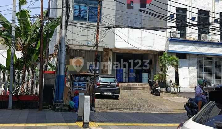Disewakan Ruko Strategis Siap Huni di Rawamangun Jakarta Timur