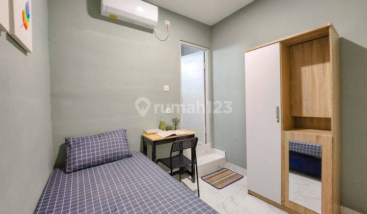 Kost exclusive terisi penuh 4 lantai di Gedong Panjang 3