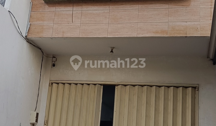 Strategic 2-story Shophouse on Manukan Street 1