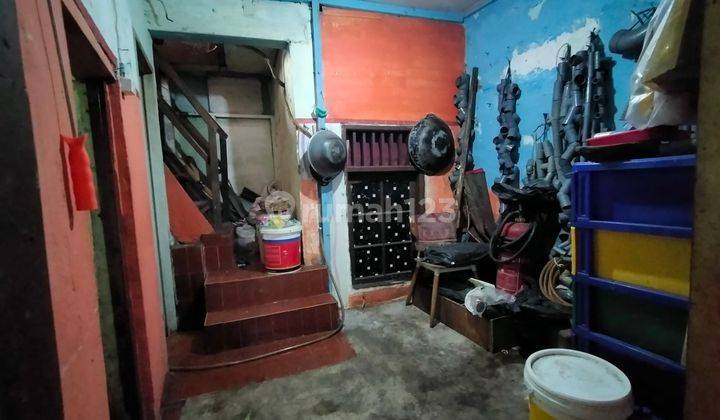 **JUAL MURAH CEPAT RUMAH TUA TOMANG HITUNG TANAH DIBAWAH NJOP** 4