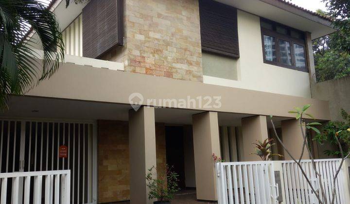 RUMAH MEWAH DALAM KOMPLEKS SUPER NYAMAN,DI PATRA KUNINGAN 1