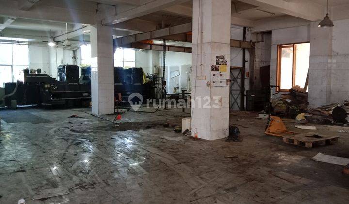 Ruko Gandeng 3 Strategis 4½ Lantai Bendungan Hilir Jakarta Pusat 2