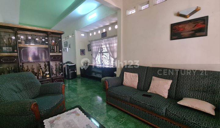 Rumah 5 Kamar Di Lokasi Sangat Strategis Guntur 1