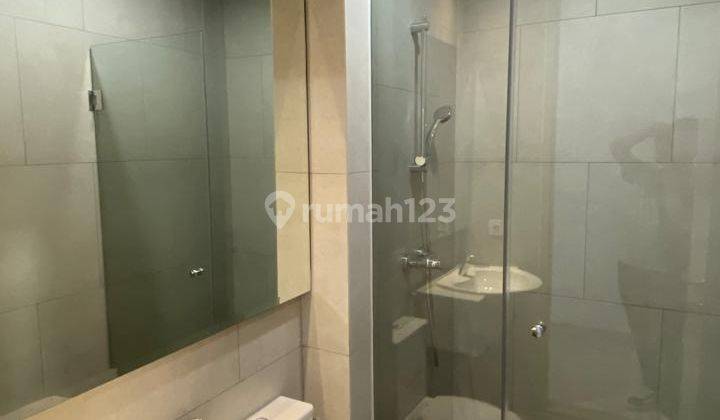 Disewakan Apartemen Menara Jakarta 3 Bedroom Semi Furnish 2