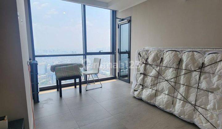  Apartemen Menara Jakarta 1 Kamar Tidur Unfurnished Bagus 2