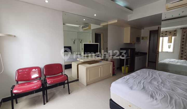 Dijual Apartement Royal Mediterania Garden Residence Studio Furnish Bagus