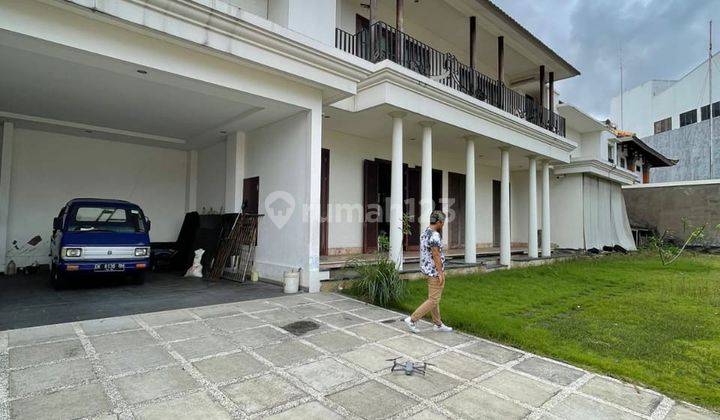 Dijual Rumah Lantai 2 Style Villa Di Dewi Sri Kuta  2