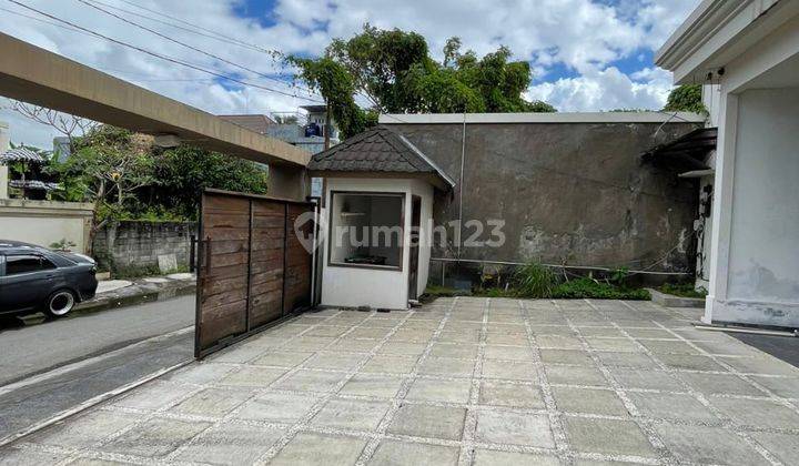 Dijual Rumah Lantai 2 Style Villa Di Dewi Sri Kuta  3