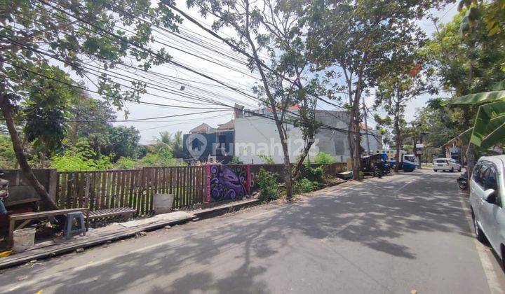 Di Jual Tanah dekat Pantai Berawa Canggu 1