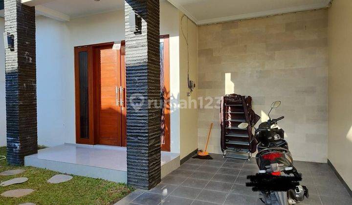 For sale, a minimalist house in Tukad Badung for 2.4 billion 2