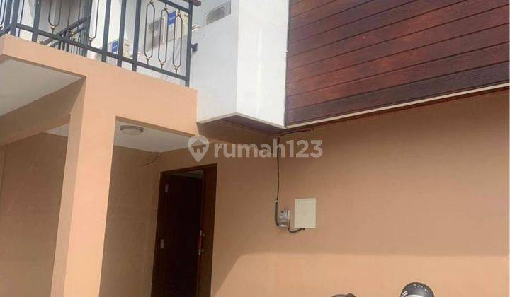 Di Jual Rumah Kawasan Elit Lantai 2 Renon 2