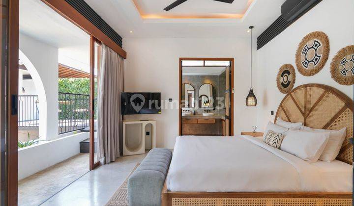 For Sale Fully Furnished Villa Ready to Occupy in Jimbaran Bali 3.5m 2