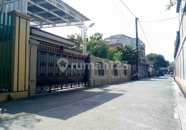 Serene House & Spacious Land in Bale Endah Bandung, Flood-Free 2