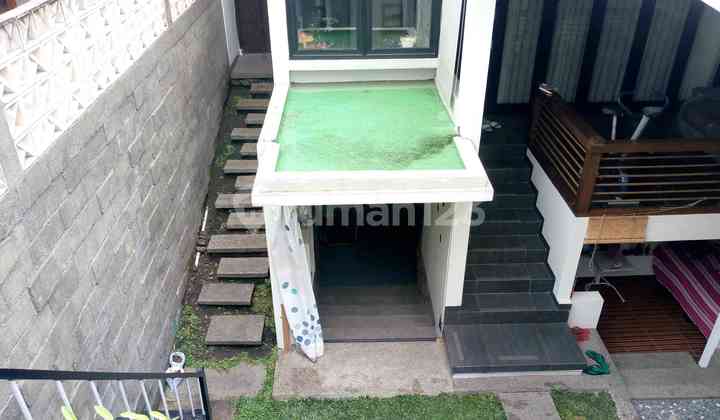 RUMAH BAGUS DAN KOKOH DESAIN MODERN DI CIPAGANTI GRAHA, CIWASTRA BANDUNG 2