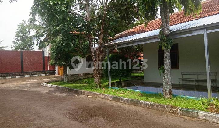 Rumah dengan Pekarangan Luas dan Kolam Ikan di Kabupaten Ciamis Jawa Barat. Selangkah ke Pusat Kota Ciamis. 1