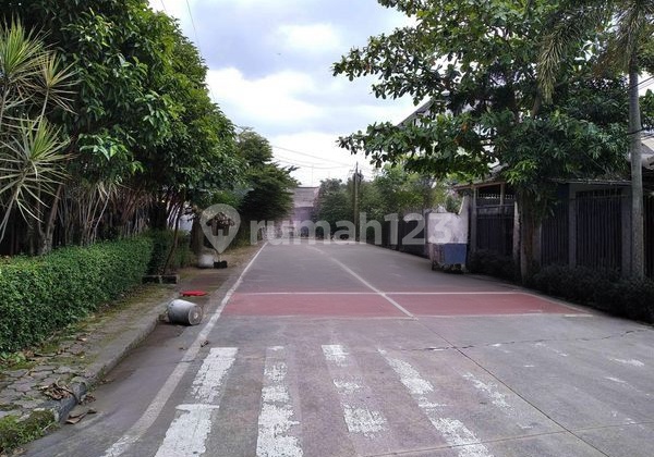 TWO-STORY HOUSE ON BUAHBATU ROAD WING, BANDUNG CITY, WEST JAVA. STRATEGIC LOCATION WITH EASY ACCESS TO THE CITY CENTER AND BUAHBATU TOLL GATE. 2