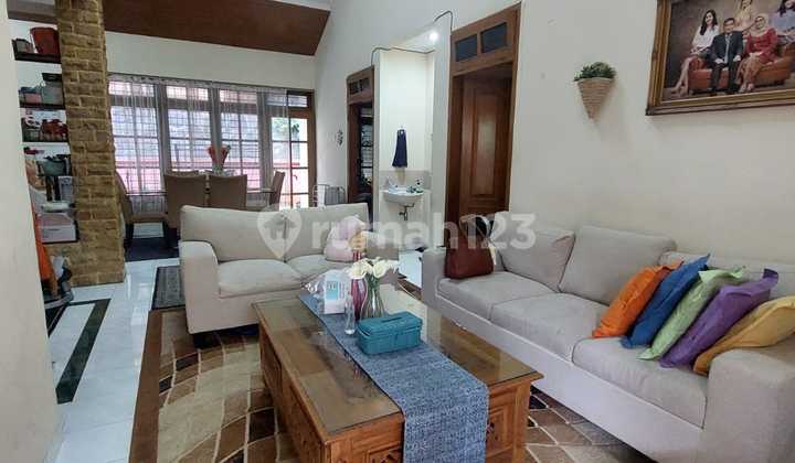 RUMAH 1 LANTAI BERIKLIM SEJUK DI CIGADUNG BANDUNG. AKSES MUDAH KE KAWASAN DAGO 2