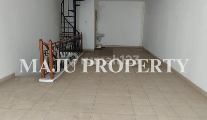 2-Story Shop House for Rent in Kota Wisata, Bogor 2