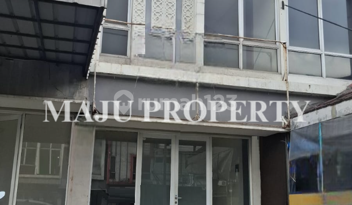 Nice 2-Story Shop House for Rent in Kota Wisata, Bogor