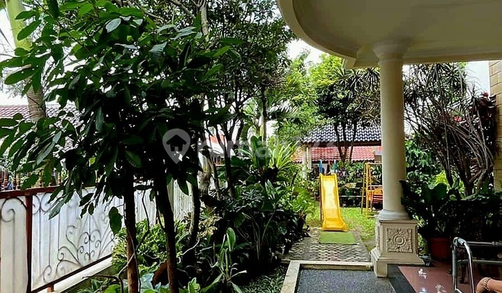 Nice 7 Bedroom Semi Furnished House Freehold Title Sareal Land, Bogor. 2